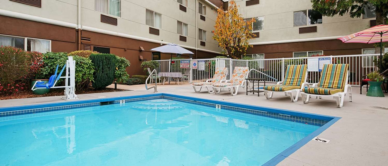 Refreshing Outdoor Pool